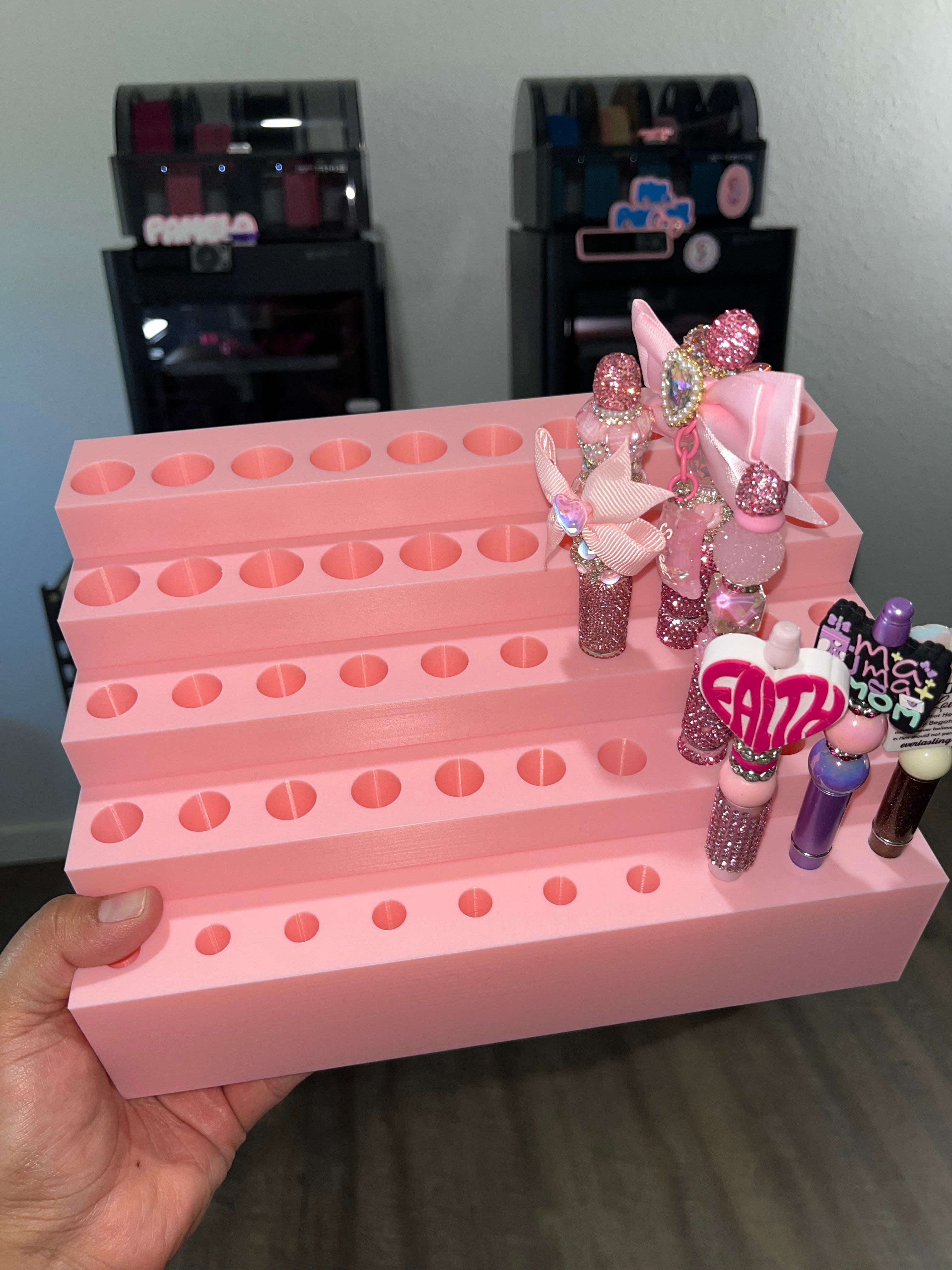 Pen Display for 50 different size pens (10mm, 15mm, 20mm)