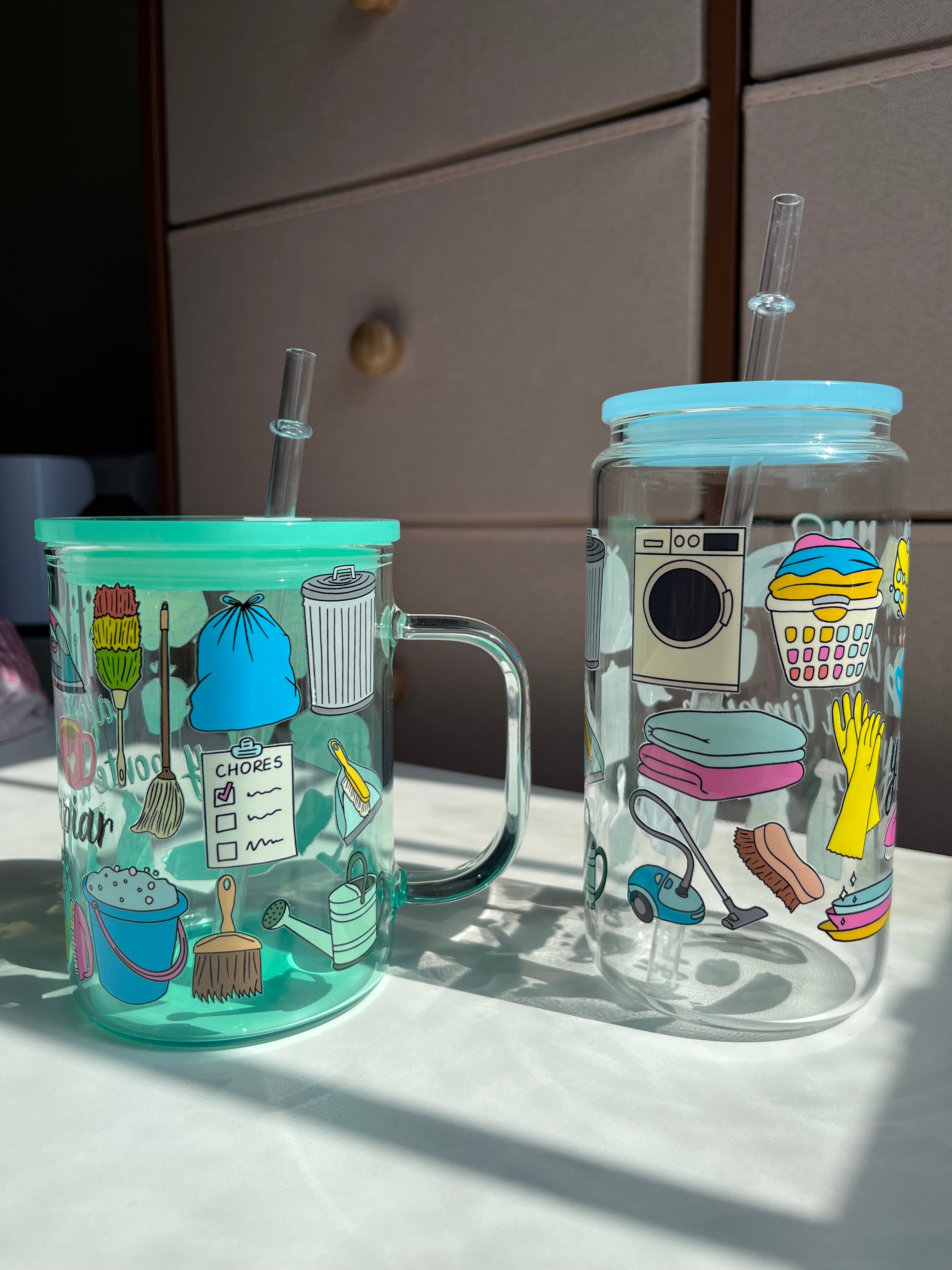 Cafecito y Ponte a Limpiar- glass cup or mug