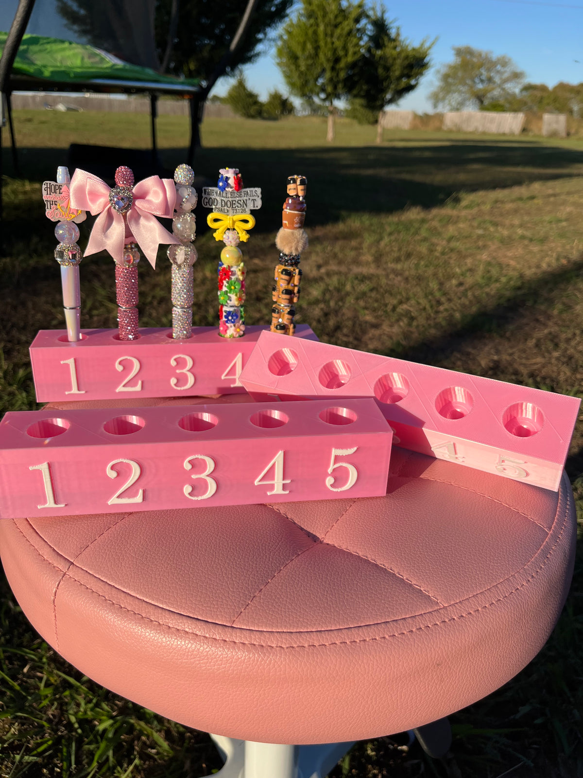 Universal Size Pen Display for 5 Pens with numbering