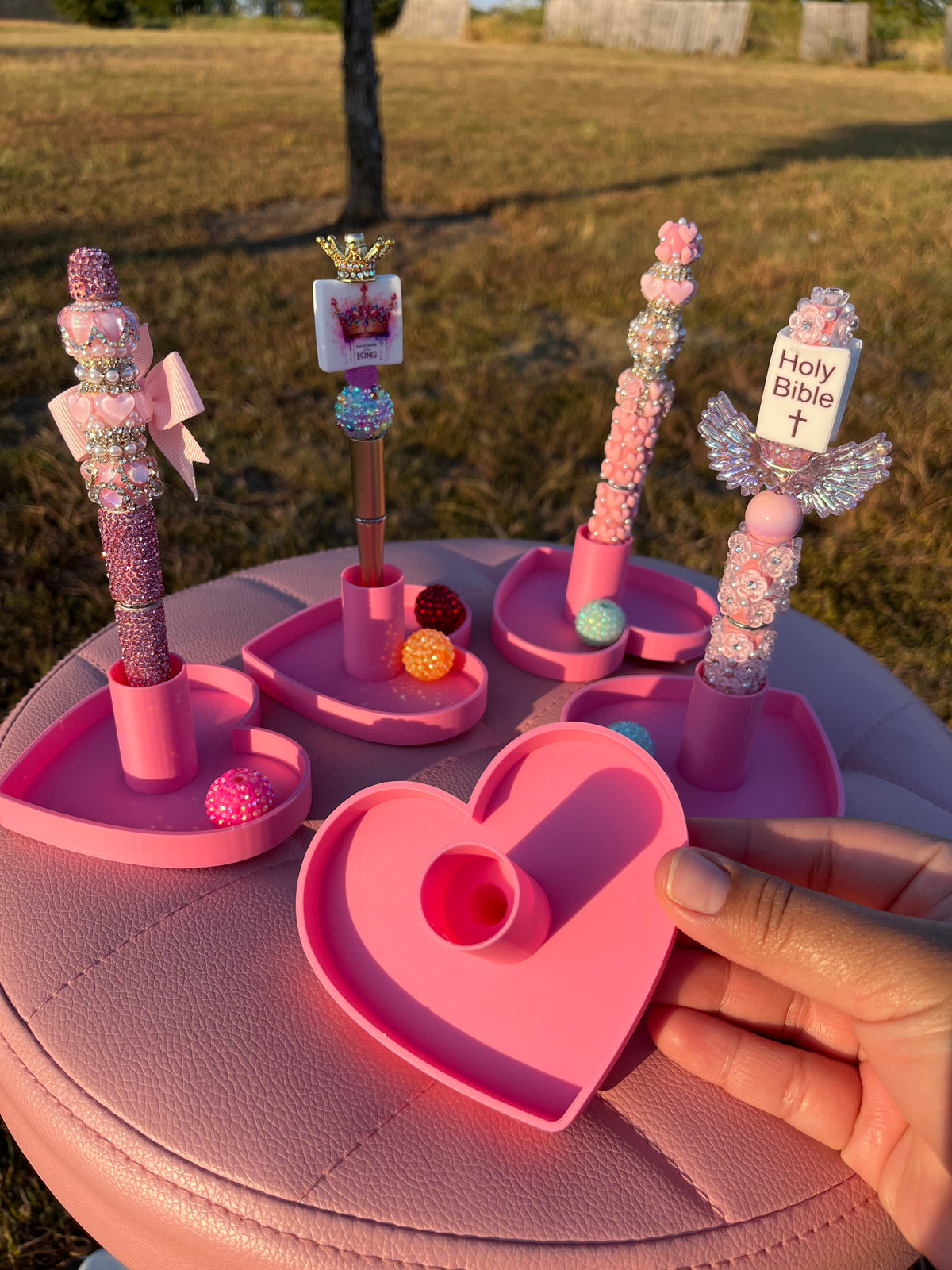*Universal Size Heart Pen Stand with Tray (21mm)