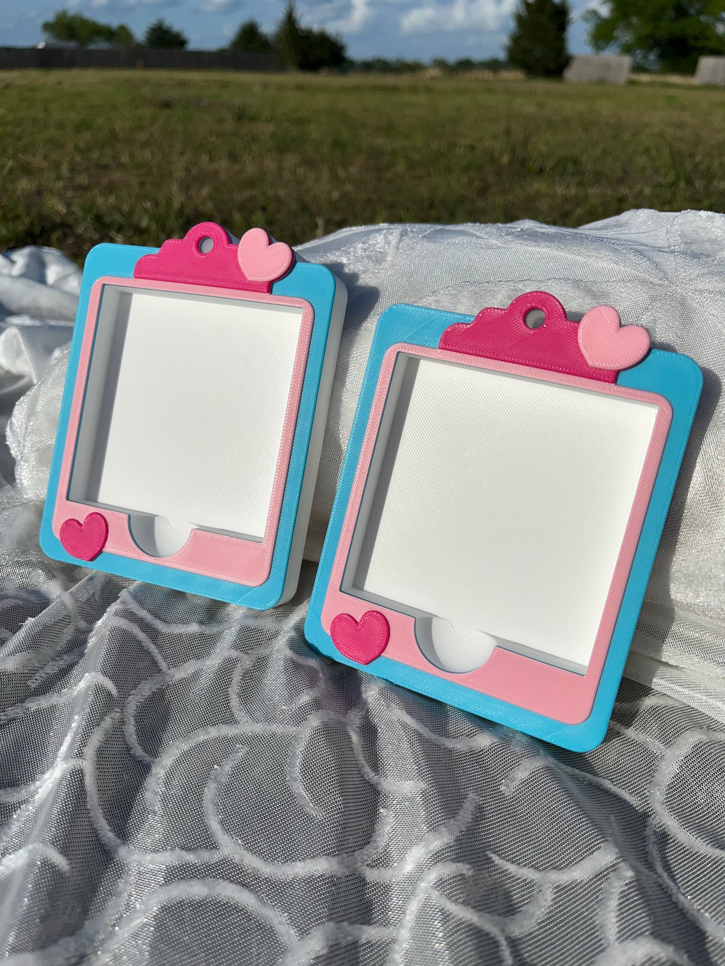 3D Printed “Clipboard” Sticky Notes Holder