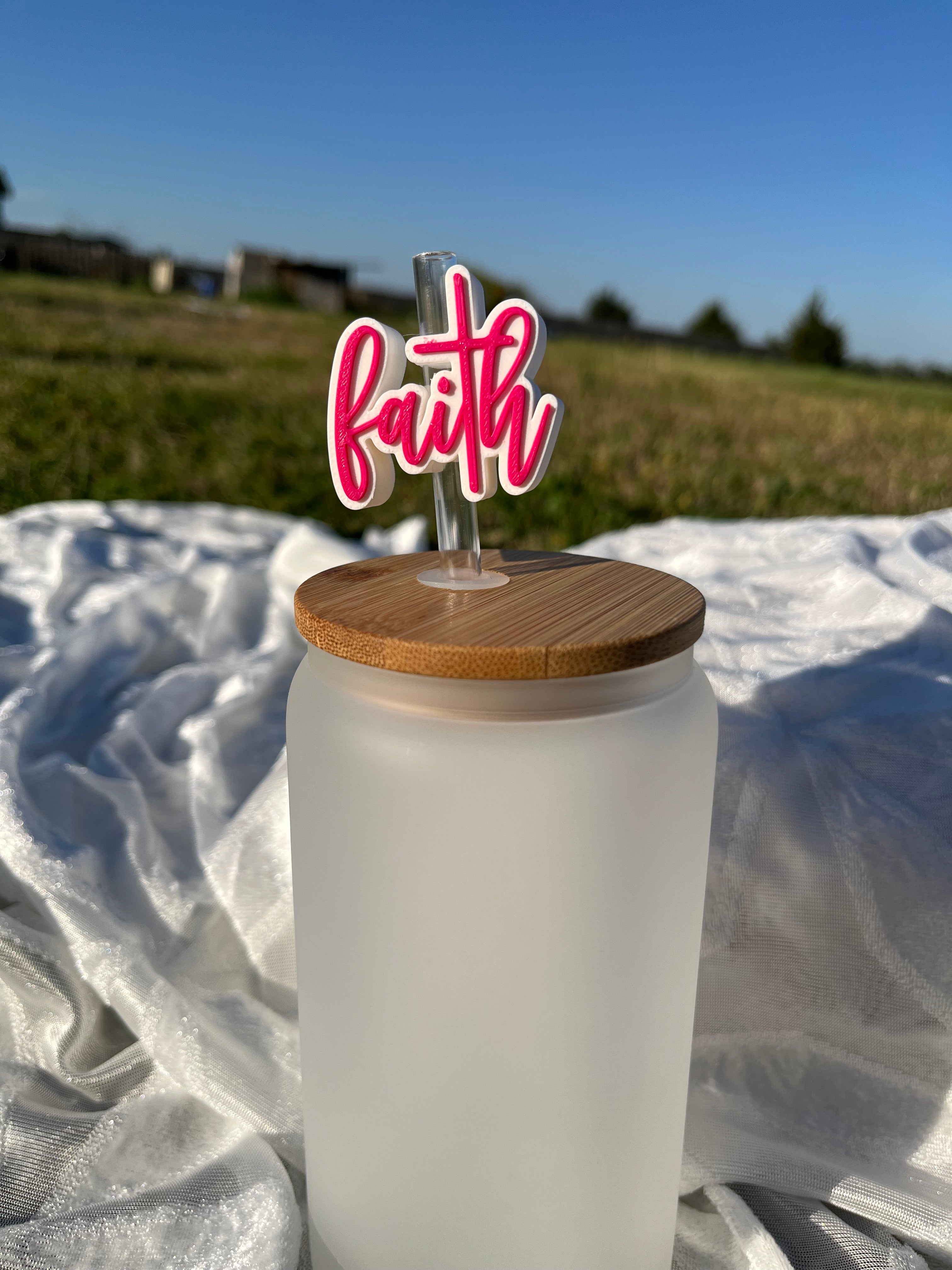 Straw Toppers