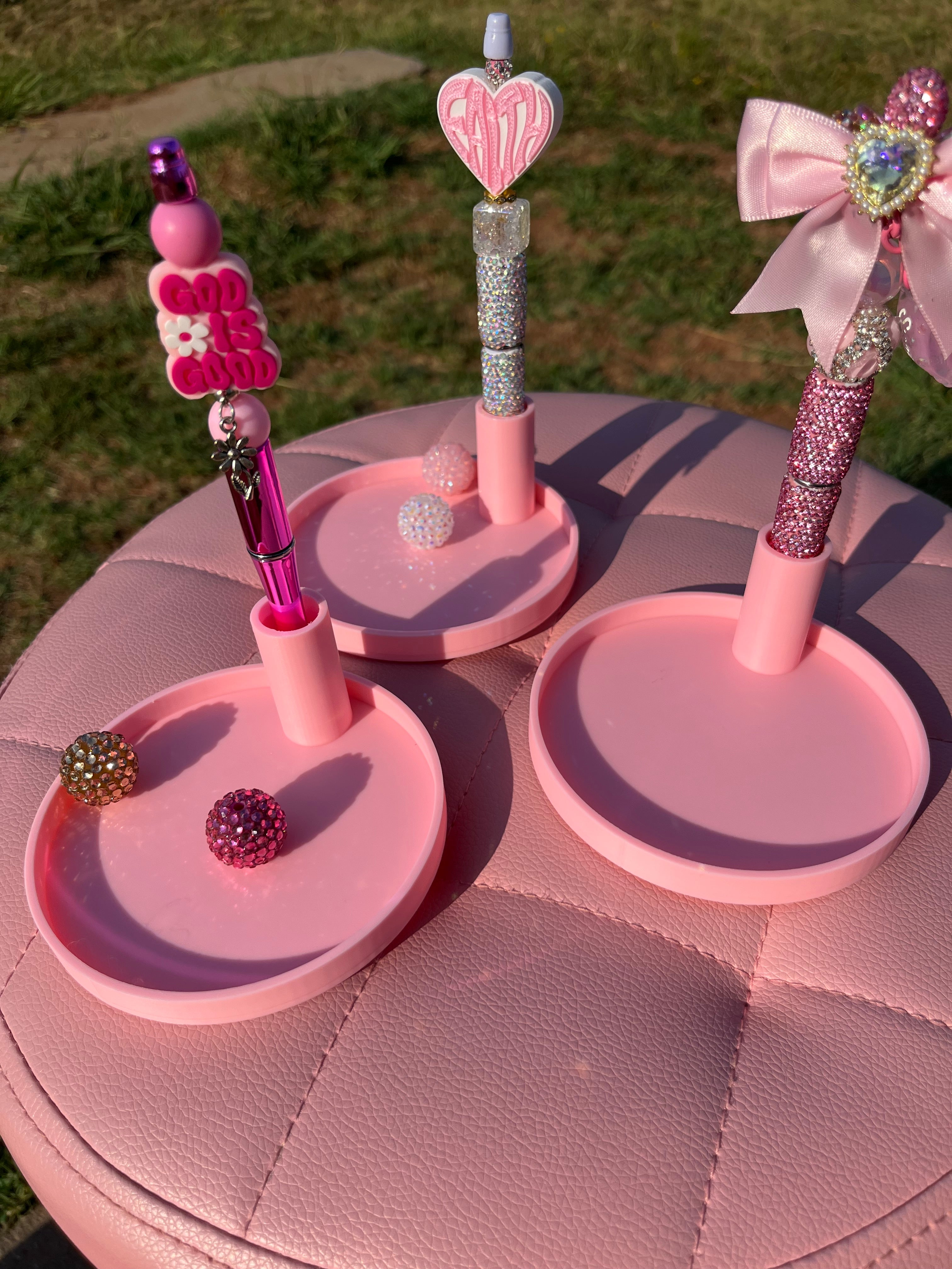 Circle Pen Stand with Tray